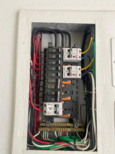 Tablero y distribución eléctrica